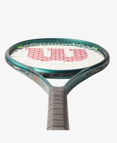 Wilson Blade v9 26'' Junior Tennis Racket